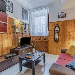 https://comfy-apartment-near-the-pisa-tower-x4.it-tuscanyhotel.com