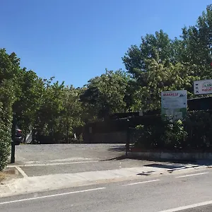  Camping Makallè